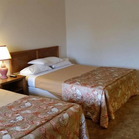 Olympia Motel Lake Delton Экстерьер фото