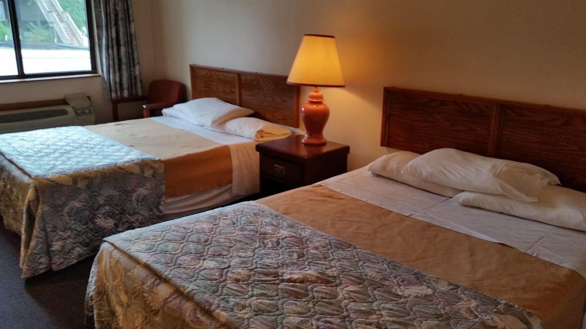 Olympia Motel Lake Delton Экстерьер фото